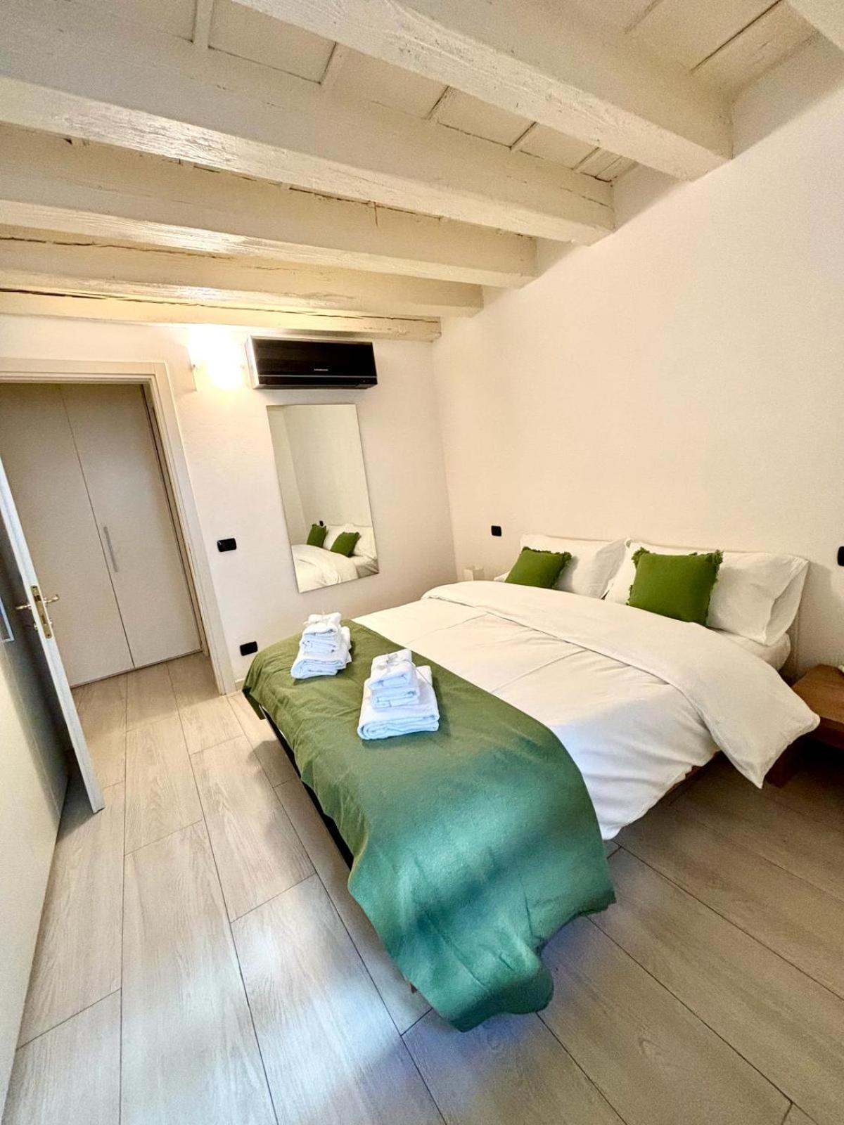 Sanpietro Apartment เวโรนา ภายนอก รูปภาพ
